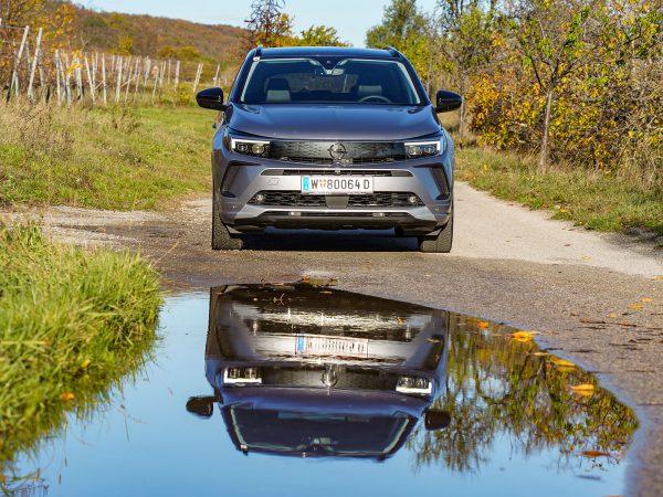 Opel Grandland Plug-in-Hybrid 300 Ultimate