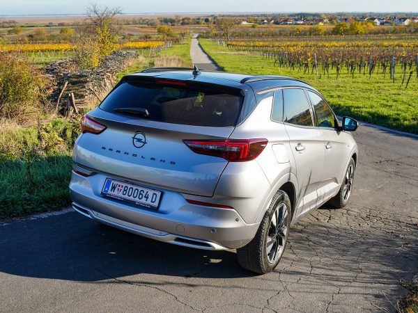 Opel Grandland Plug-in-Hybrid 300 Ultimate