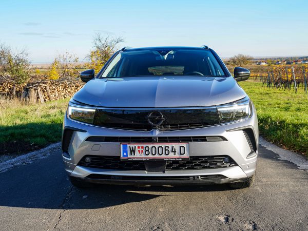 Opel Grandland Plug-in-Hybrid 300 Ultimate