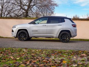 Jeep Compass e-Hybrid DCT7 S