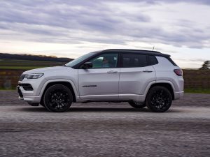 Jeep Compass e-Hybrid DCT7 S