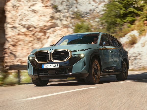 BMW XM 2022 01