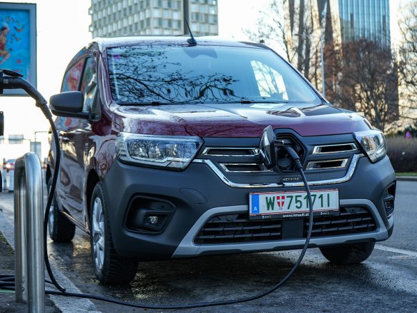 Renault Kangoo Van e-tech electric