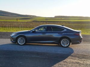 Lexus ES 300h Business Line