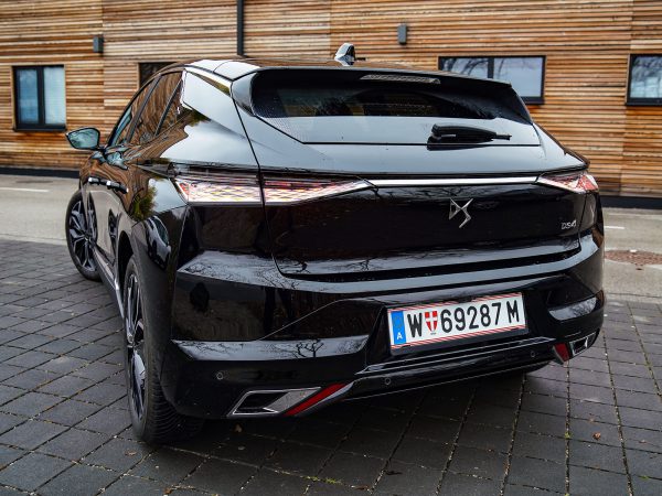 DS 4 Rivoli PureTech 180 EAT8