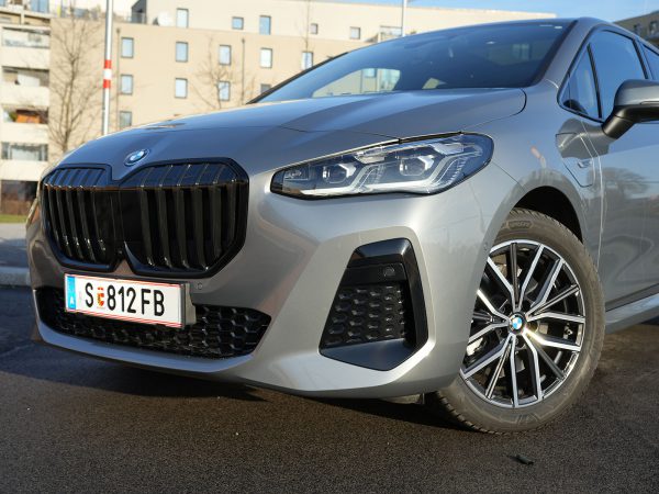 BMW 230e xDrive Active Tourer