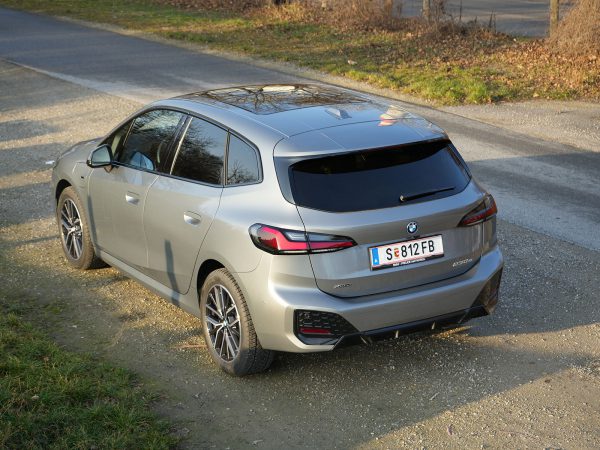 BMW 230e xDrive Active Tourer