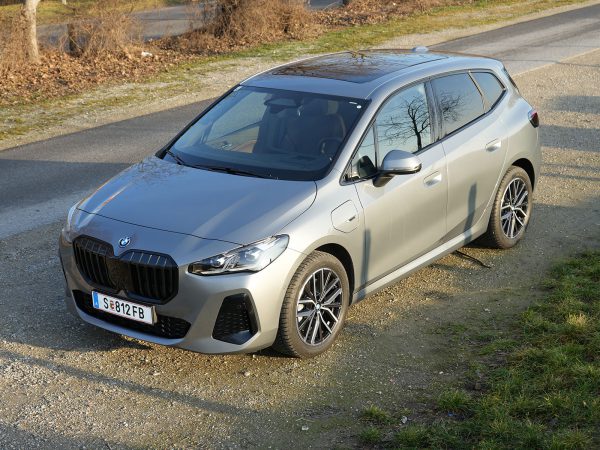 BMW 230e xDrive Active Tourer