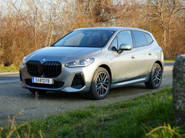 BMW 230e xDrive Active Tourer