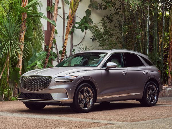Genesis GV70 Electric 2023 01