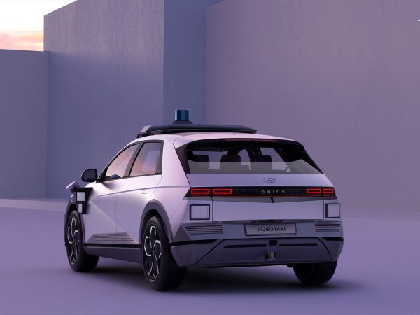 Hyundai Robotaxi 2023 03