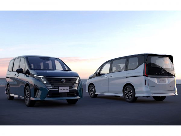 Nissan Serena 2023 01