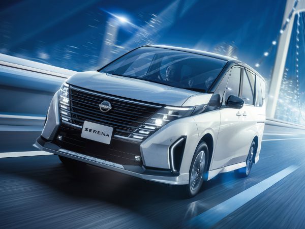 Nissan Serena 2023 04