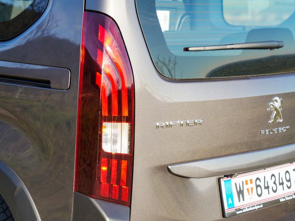 Peugeot Rifter Van Allure BlueHDi 130
