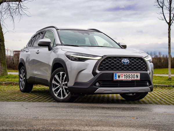Toyota Corolla Cross 2.0 AWD-i Design