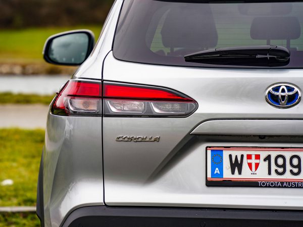Toyota Corolla Cross 2.0 AWD-i Design