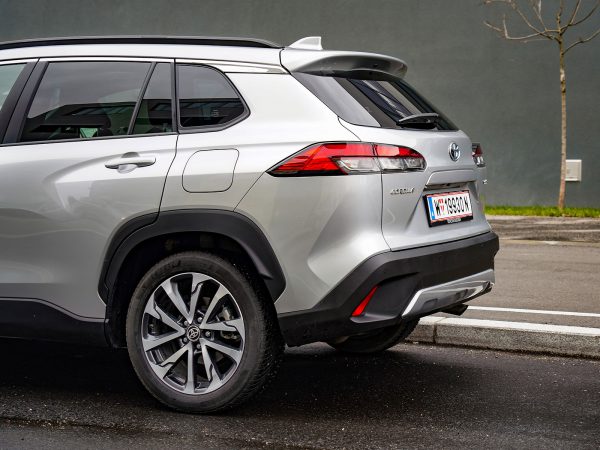 Toyota Corolla Cross 2.0 AWD-i Design
