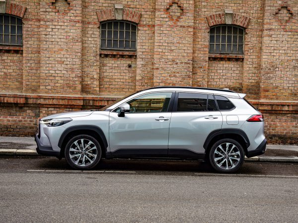 Toyota Corolla Cross 2.0 AWD-i Design