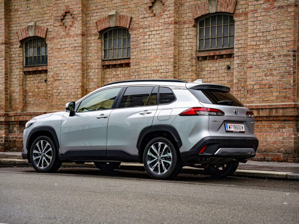 Toyota Corolla Cross 2.0 AWD-i Design