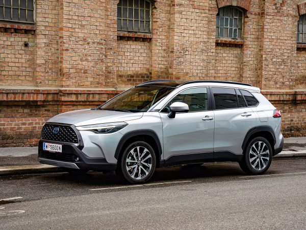 Toyota Corolla Cross 2.0 AWD-i Design