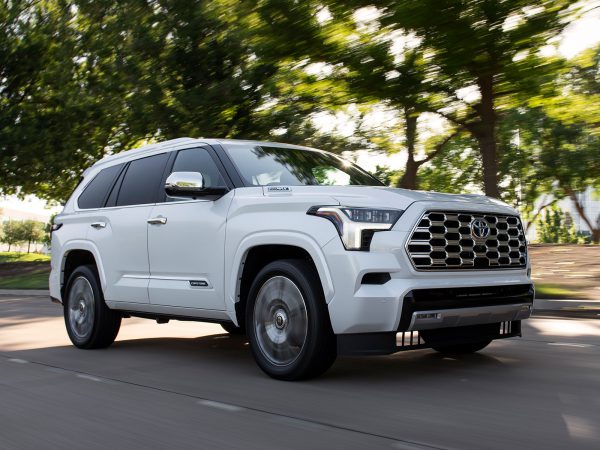 Toyota Sequoia 2023 01