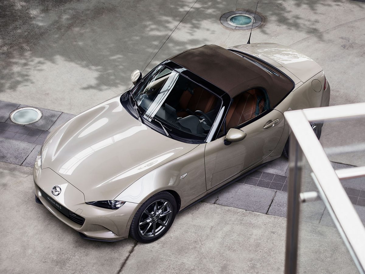 Mazda MX 5 2023 01
