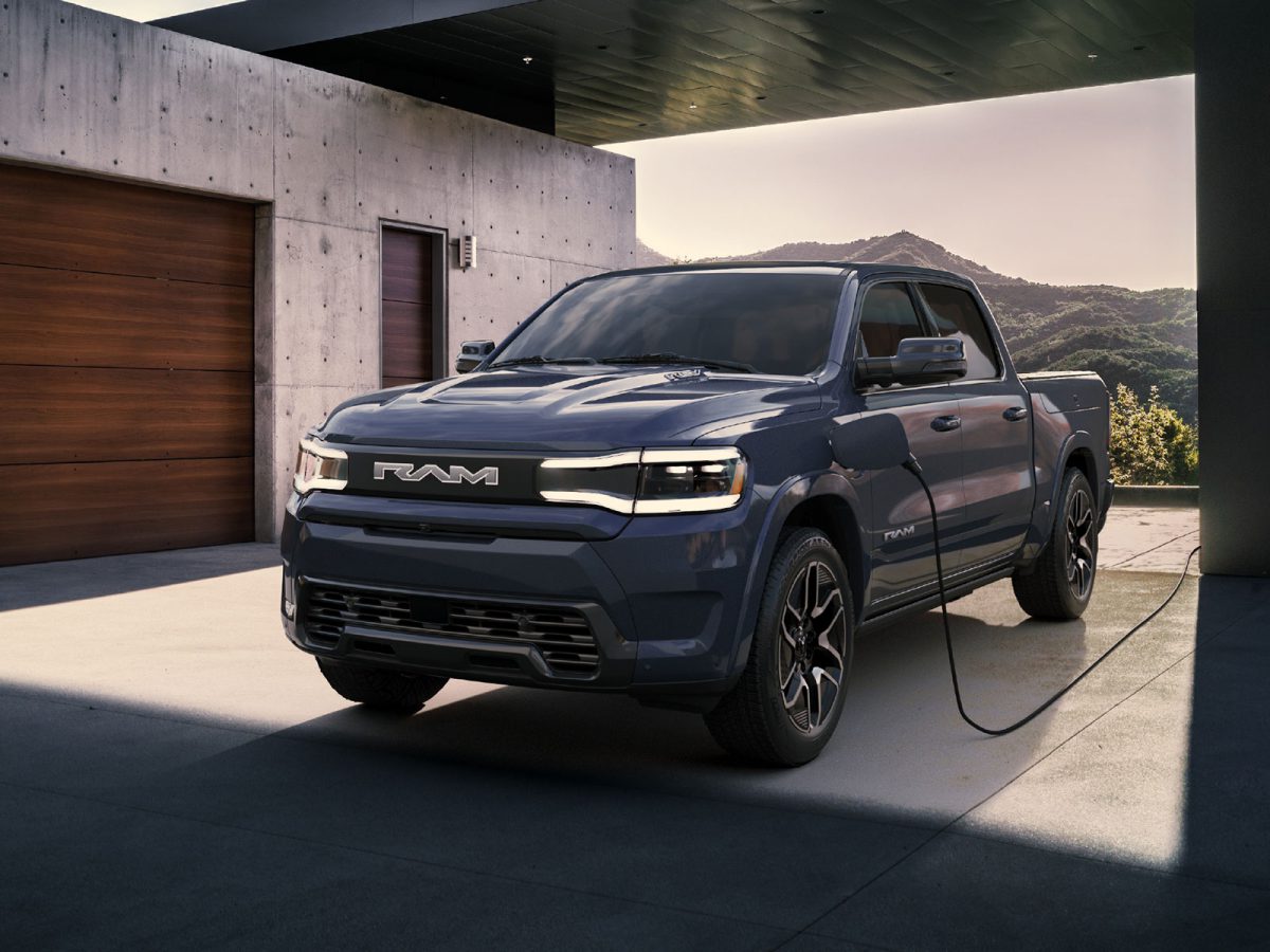 Ram 1500 REV 2023 01