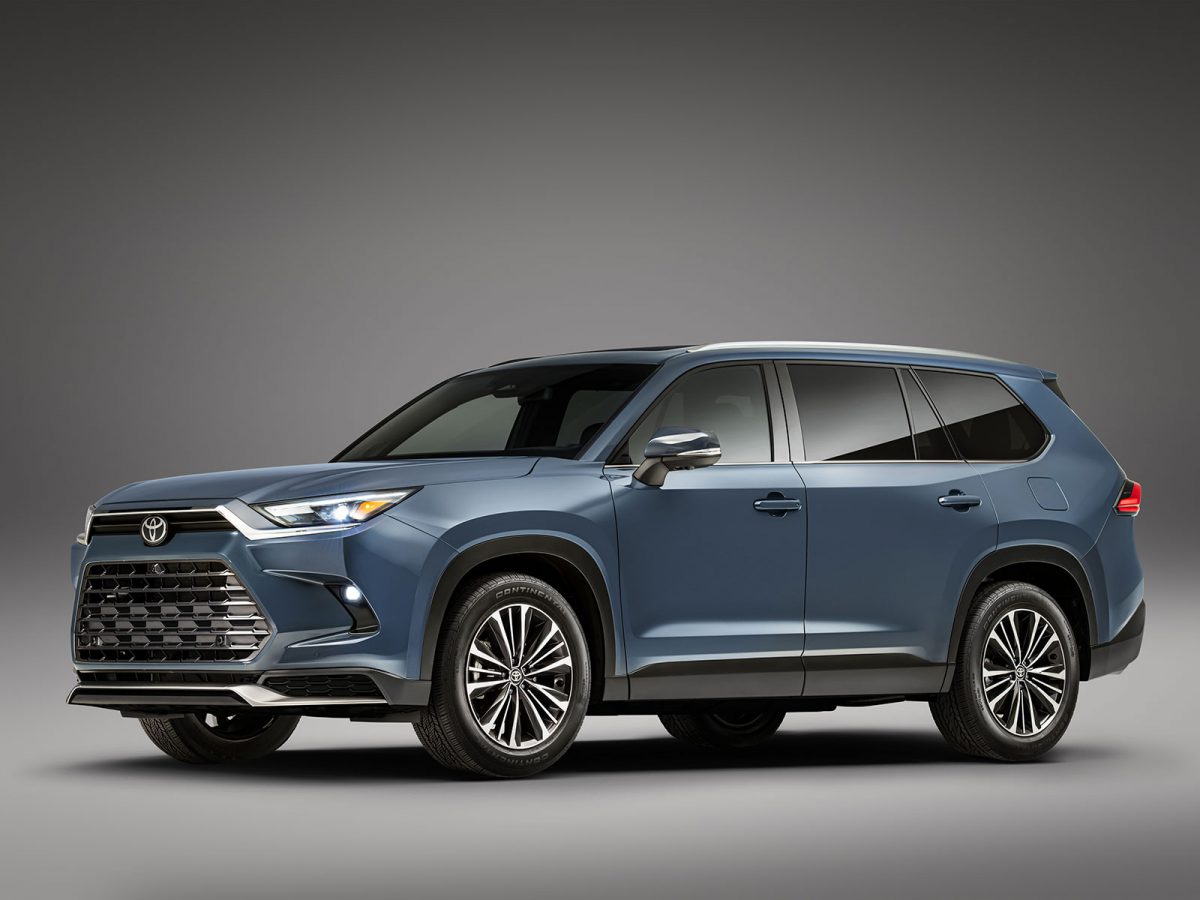Toyota Grand Highlander 2023 01