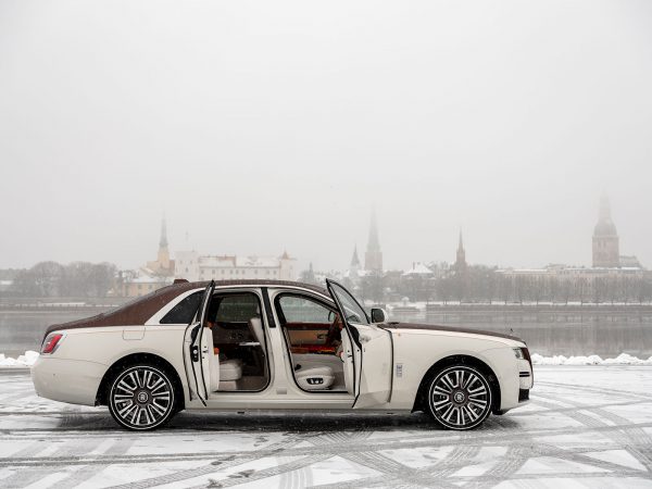 Rolls Royce Ghost Amber Roads 2023 08