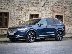 Volvo XC90 T8 AWD Plug-in-Hybrid Ultimate Bright