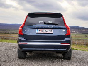 Volvo XC90 T8 AWD Plug-in-Hybrid Ultimate Bright