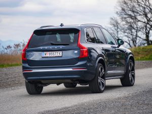 Volvo XC90 T8 AWD Plug-in-Hybrid Ultimate Bright