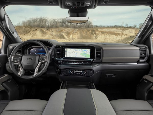 Chevrolet Silverado HD ZR2 2023 03