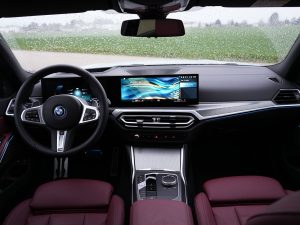 BMW 330e xDrive Touring