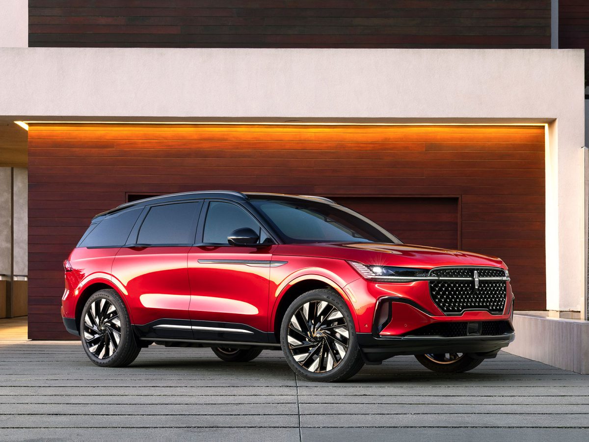 Lincoln Nautilus 2023 09