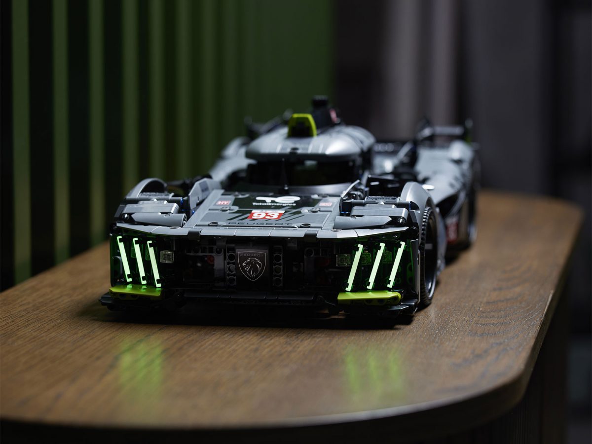Peugeot Lego 01