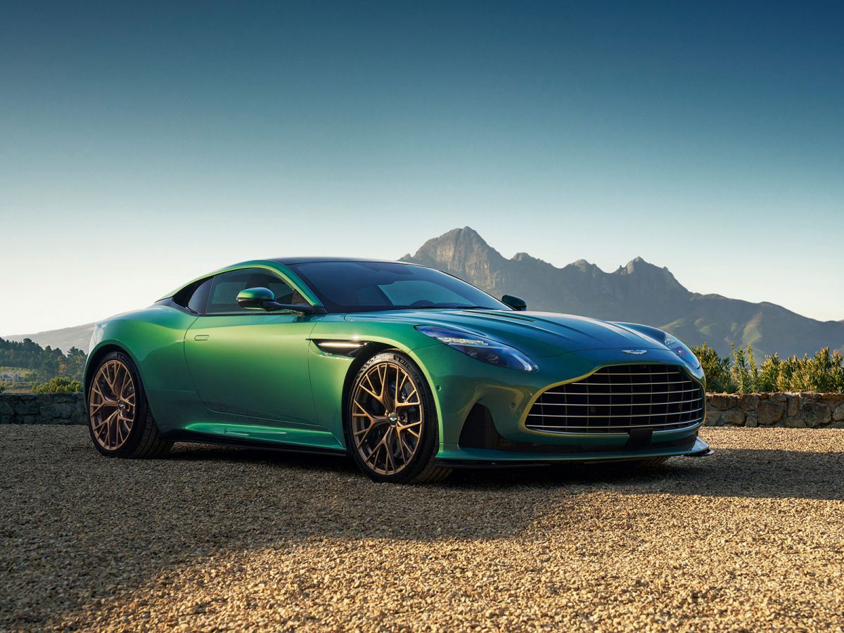 AstonMartin DB12 2023 01