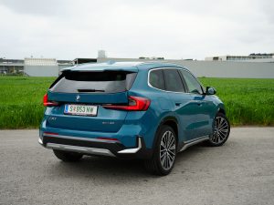 BMW iX1 xDrive30