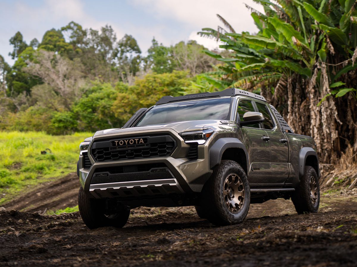 Toyota Tacoma 2023 01