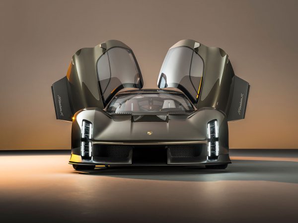 Porsche Mission X 2023 05