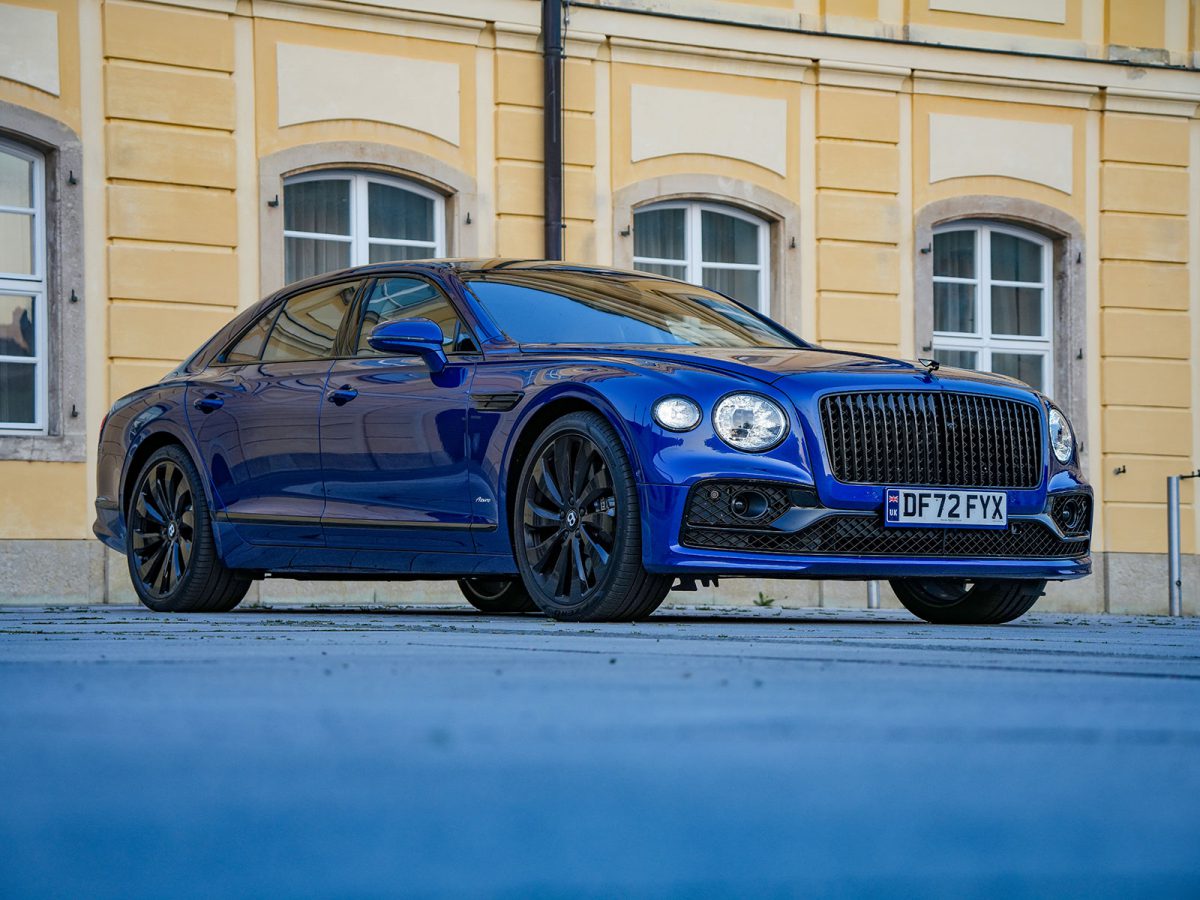 Bentley Flying Spur Azure Hybrid