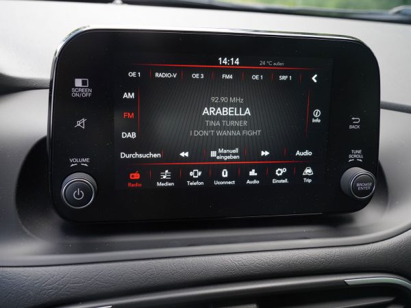 Fiat Tipo Kombi Cross Hybrid 130