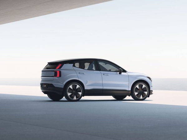 Volvo EX30 2023 08