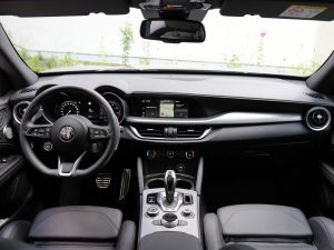 Alfa Romeo Stelvio Veloce
