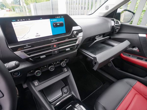 Citroen e-C4 X Shine Pack
