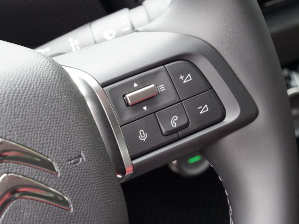 Citroen e-C4 X Shine Pack