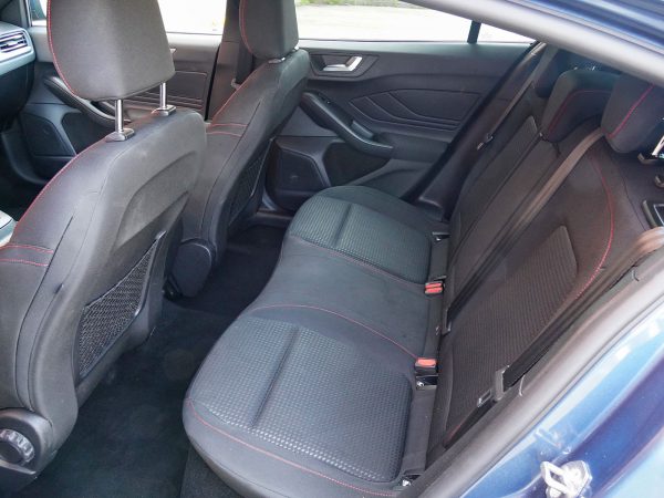 Ford Focus EcoBoost Hybrid 125 PS M6 ST-Line “Style”