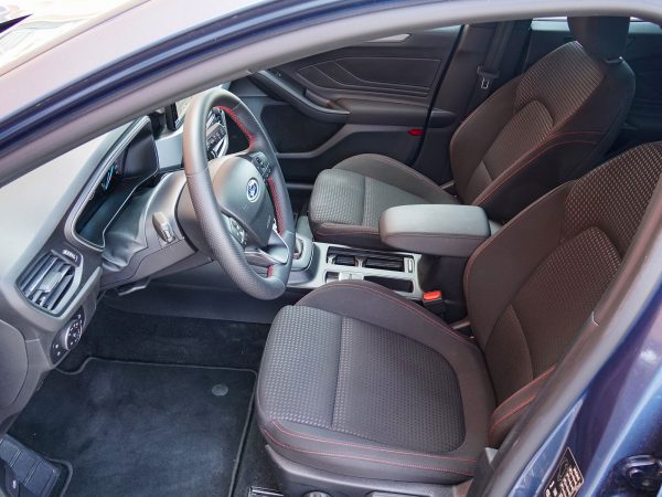 Ford Focus EcoBoost Hybrid 125 PS M6 ST-Line “Style”