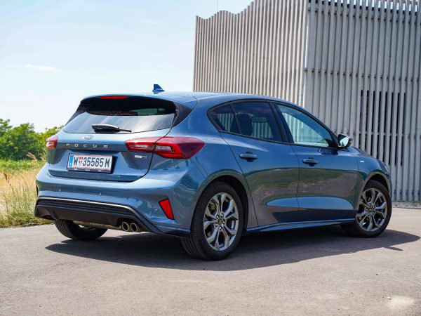 Ford Focus EcoBoost Hybrid 125 PS M6 ST-Line “Style”