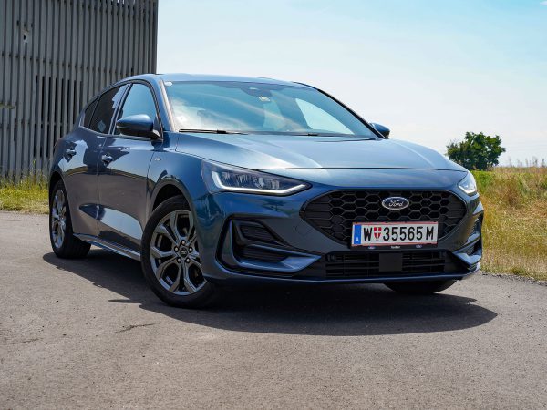 Ford Focus EcoBoost Hybrid 125 PS M6 ST-Line “Style”